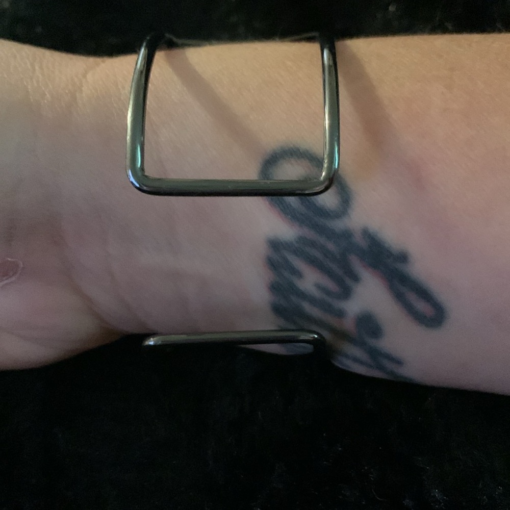 Bracelet - Picture 2 of 4